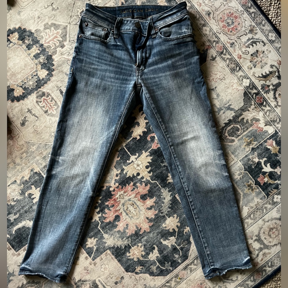 American Eagle Outfitters Blue Jeans low rise